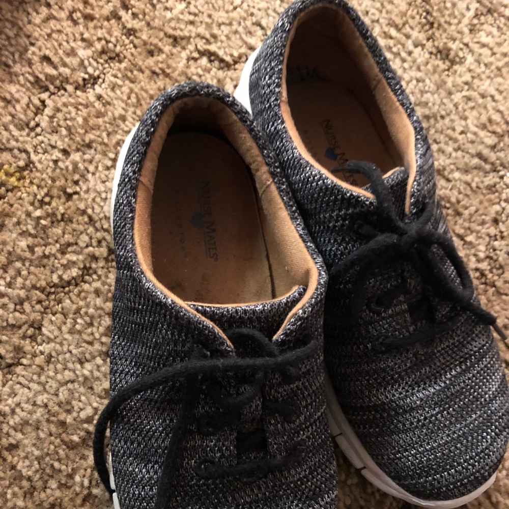 Nurse mates non slip shoe